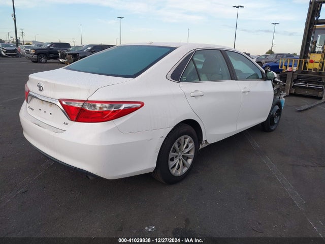 Toyota CAMRY LE 2017 4T1BF1FKXHU353626 Image 4