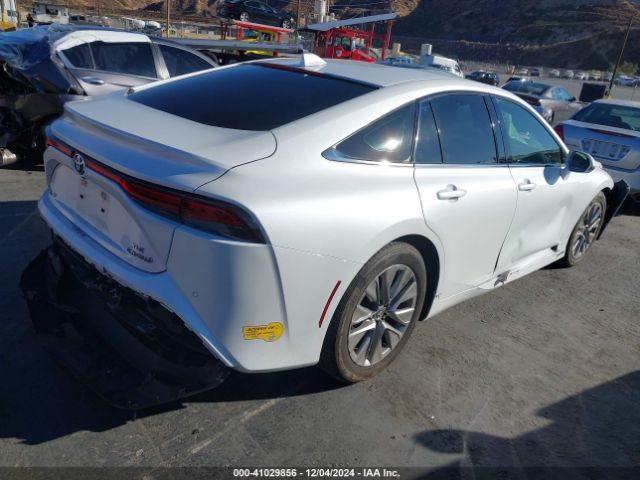 JTDAAAAA9NA005956 Toyota Mirai Xle