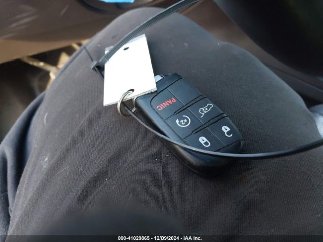1C4RJFJG3FC884753 Jeep Grand Cherokee Summit