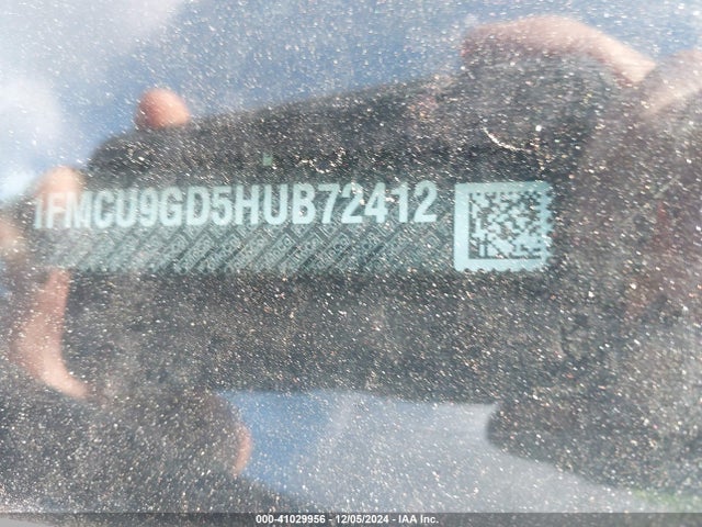 1FMCU9GD5HUB72412 Ford ESCAPE SE