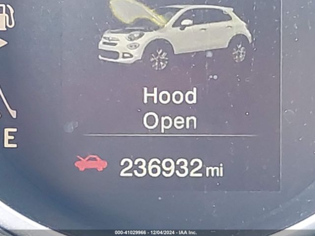 ZFBCFYDT1GP395969 Fiat 500x Lounge
