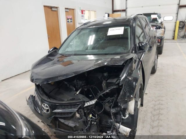 2T3RFREVXEW136833 Toyota Rav4 Xle