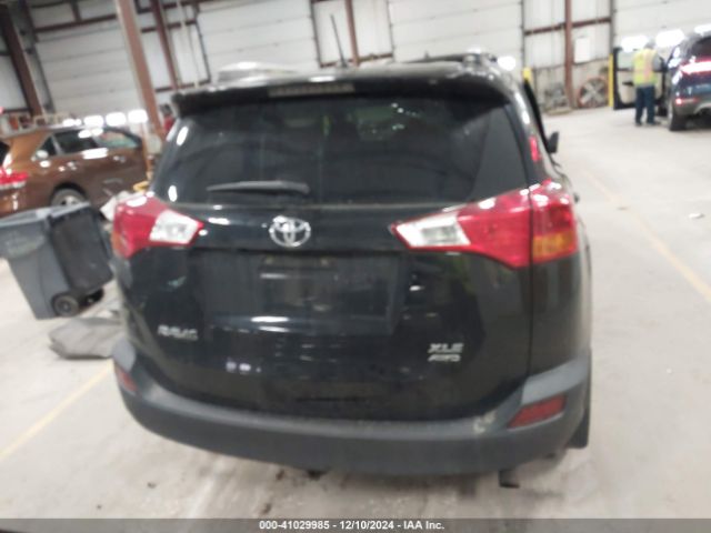 2T3RFREVXEW136833 Toyota Rav4 Xle