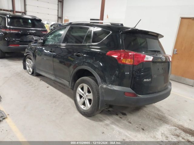 2T3RFREVXEW136833 Toyota Rav4 Xle