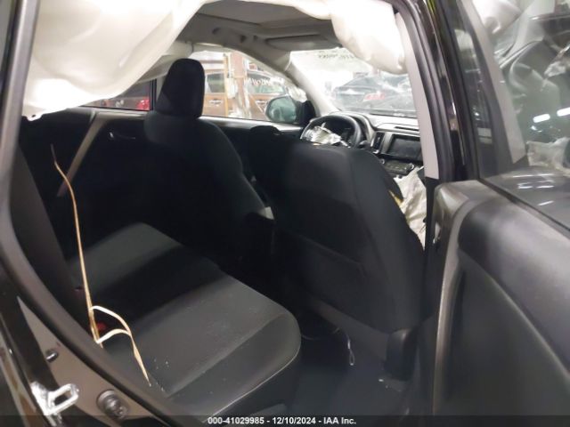 2T3RFREVXEW136833 Toyota Rav4 Xle
