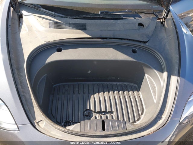 2023 TESLA MODEL 3 5YJ3E1EB1PF661319 Photo 9