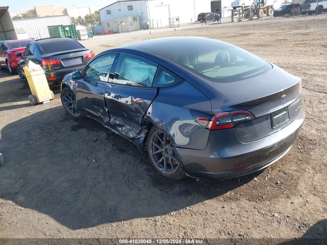 2023 TESLA MODEL 3 5YJ3E1EB1PF661319 Photo 2