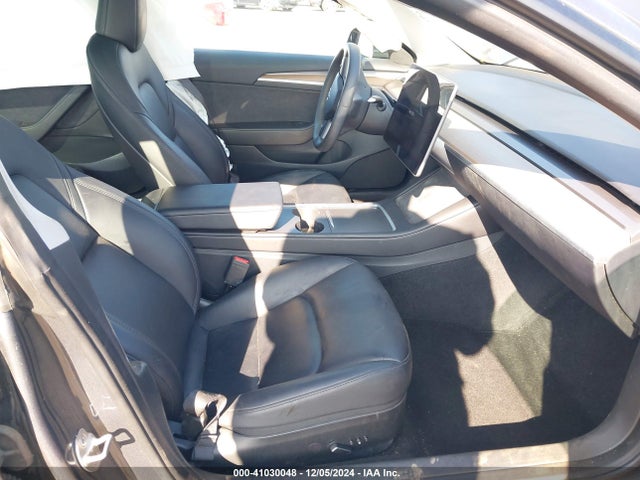2023 TESLA MODEL 3 5YJ3E1EB1PF661319 Photo 4