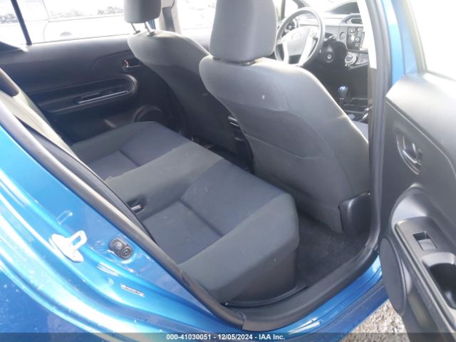 JTDKDTB35F1092408 Toyota Prius C Two