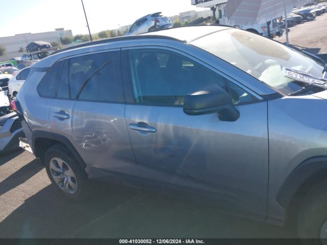 2T3H1RFV8MC095241 Toyota RAV4 LE