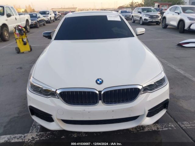 WBAJE5C36HG477802 BMW 540I
