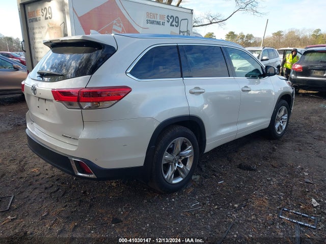 5TDDZRFH9JS849339 Toyota Highlander Limited