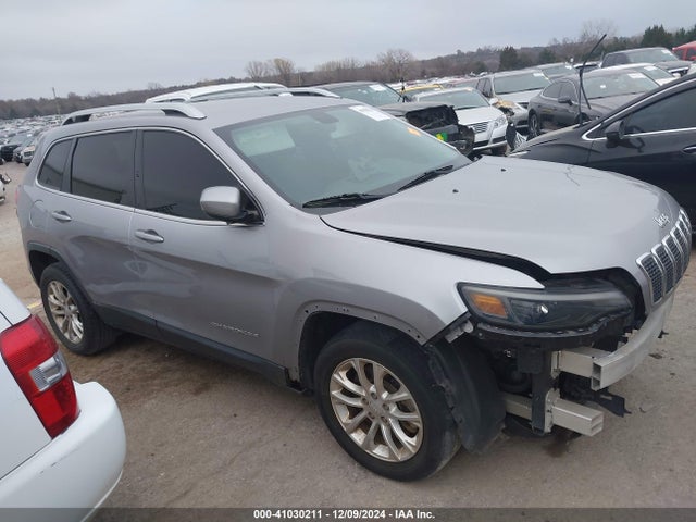 1C4PJLCB7KD298021 Jeep Cherokee Latitude