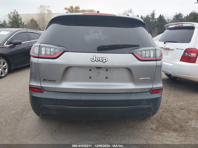 1C4PJLCB7KD298021 Jeep Cherokee Latitude