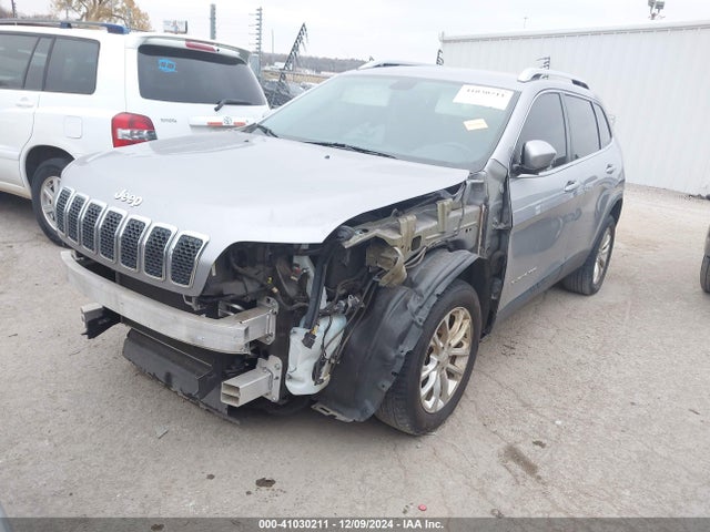 1C4PJLCB7KD298021 Jeep Cherokee Latitude
