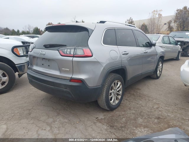 1C4PJLCB7KD298021 Jeep Cherokee Latitude