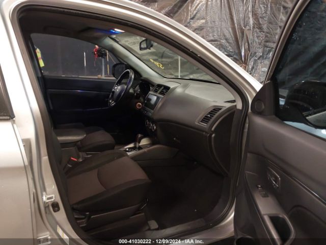 2019 MITSUBISHI OUTLANDER SPORT JA4AR3AU0KU014550 Photo 4