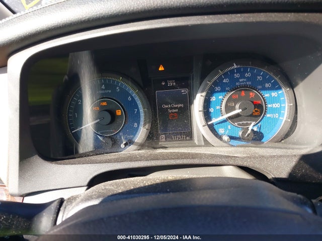 5TDYZ3DC0HS820215 Toyota Sienna Limited Premium 7 Passenger