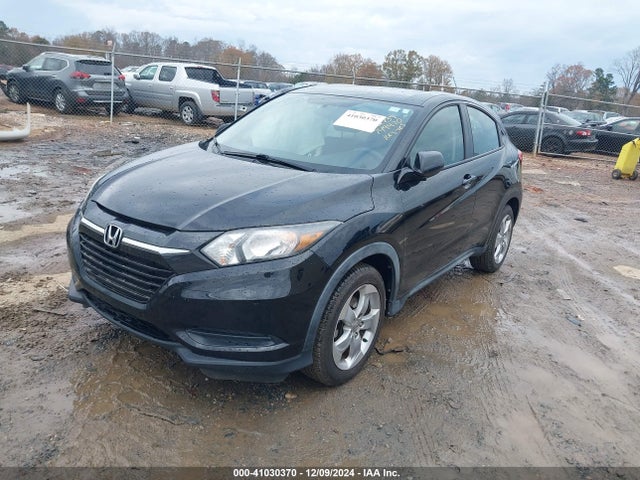 Honda HR-V LX 2016 3CZRU6H31GM749470 Image 2