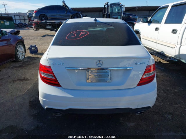 WDDGF8AB0EG163814 Mercedes-Benz C 300 Luxury 4matic/sport 4matic