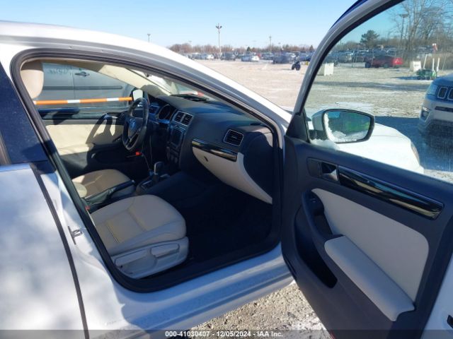 3VWL17AJ7HM210224 Volkswagen Jetta 1.8t Sel