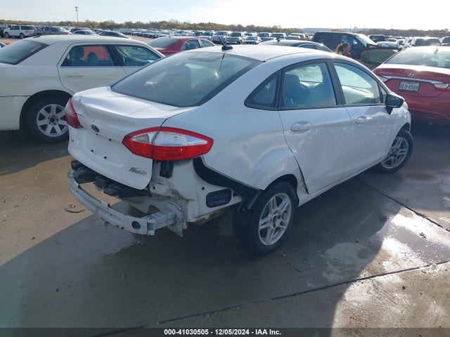 Ford FIESTA SE 2017 3FADP4BJ1HM129194 Image 4