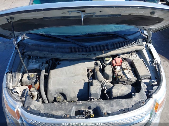 Ford Explorer Limited 2015 1FM5K7F8XFGB82100 Image 10