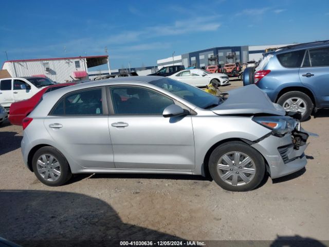 3KPA25AD3ME369297 KIA Rio 5-door S