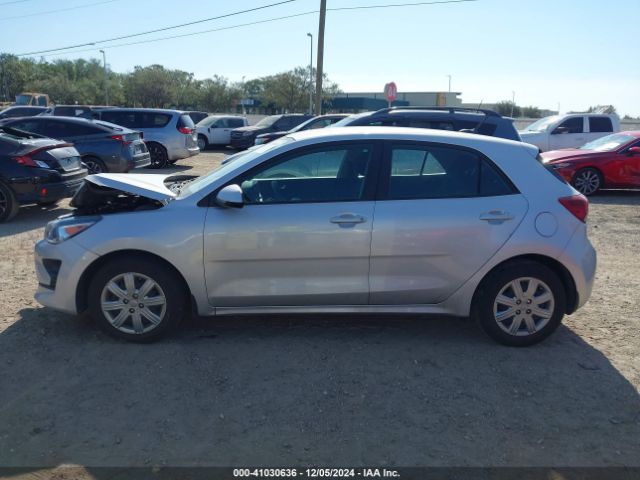 3KPA25AD3ME369297 KIA Rio 5-door S