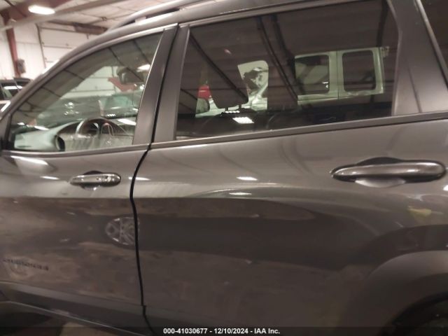 1C4PJMBS2HW622223 Jeep Cherokee Trailhawk 4x4