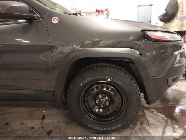 1C4PJMBS2HW622223 Jeep Cherokee Trailhawk 4x4