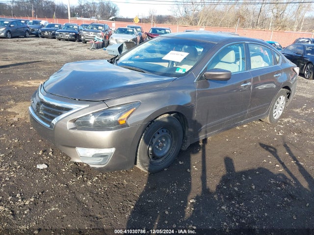 Nissan Altima 2.5 S 2015 1N4AL3AP1FC412336 Image 2