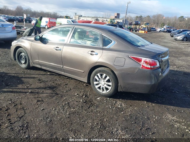 Nissan Altima 2.5 S 2015 1N4AL3AP1FC412336 Image 3