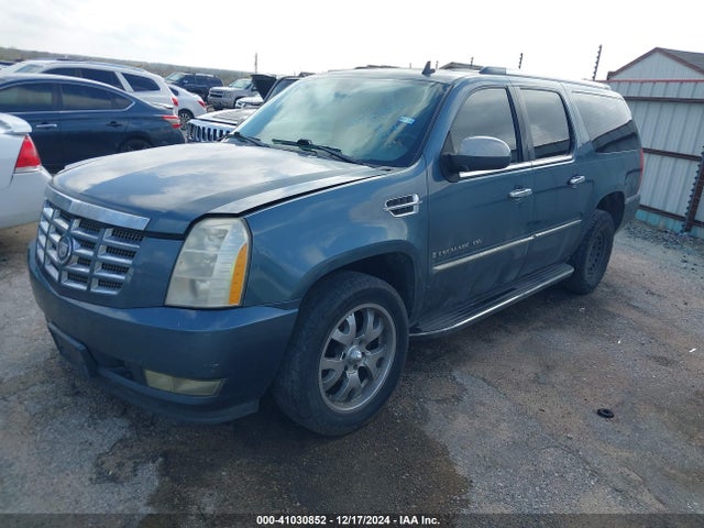 2009 CADILLAC ESCALADE ESV 1GYFC162X9R163077 Photo 1