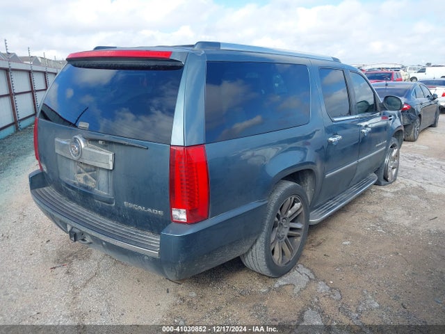 2009 CADILLAC ESCALADE ESV 1GYFC162X9R163077 Photo 3