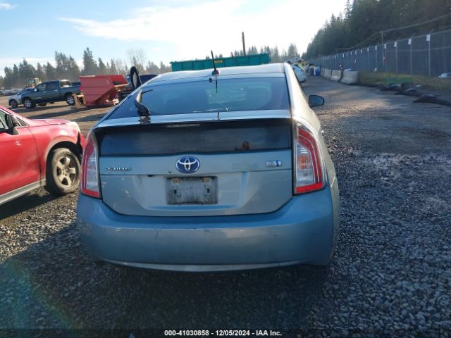 JTDKN3DU3E1735906 Toyota Prius Four