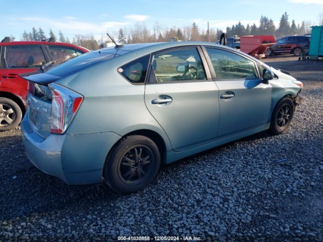 JTDKN3DU3E1735906 Toyota Prius Four