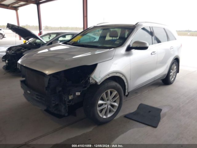 5XYPG4A55JG360565 KIA Sorento 3.3l Lx