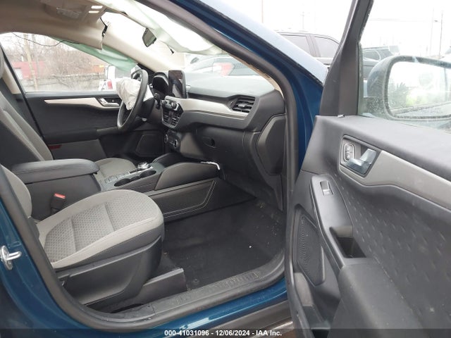 1FMCU9G6XLUC05026 Ford ESCAPE SE