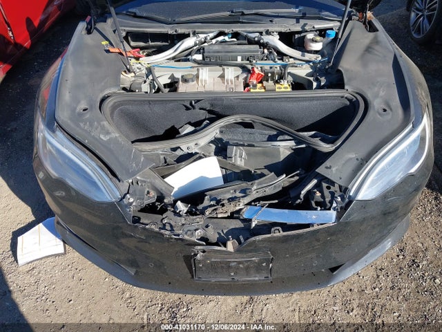 2018 TESLA MODEL S 5YJSA1E24JF246056 Photo 9