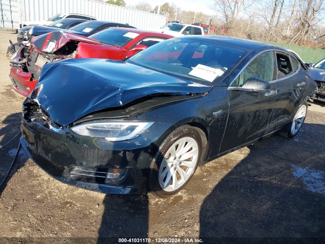 2018 TESLA MODEL S 5YJSA1E24JF246056 Photo 1