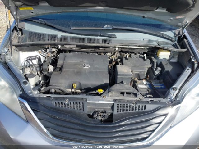 5TDKK3DC1ES520463 Toyota Sienna Le V6 8 Passenger