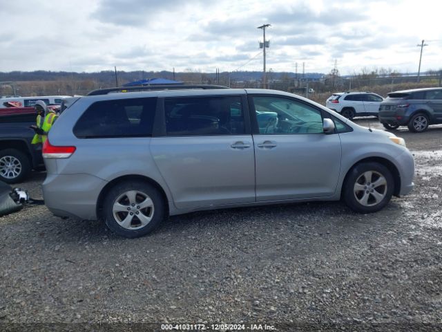 5TDKK3DC1ES520463 Toyota Sienna Le V6 8 Passenger
