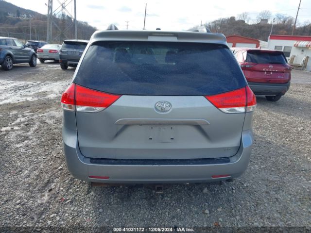 5TDKK3DC1ES520463 Toyota Sienna Le V6 8 Passenger