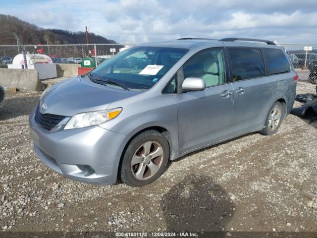 5TDKK3DC1ES520463 Toyota Sienna Le V6 8 Passenger