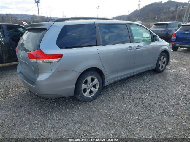 5TDKK3DC1ES520463 Toyota Sienna Le V6 8 Passenger