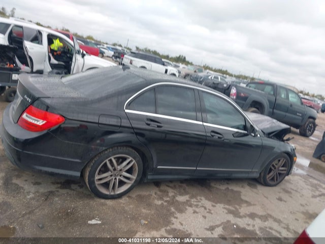 WDDGF8AB0EG235224 Mercedes-Benz C 300 Luxury 4matic/sport 4matic