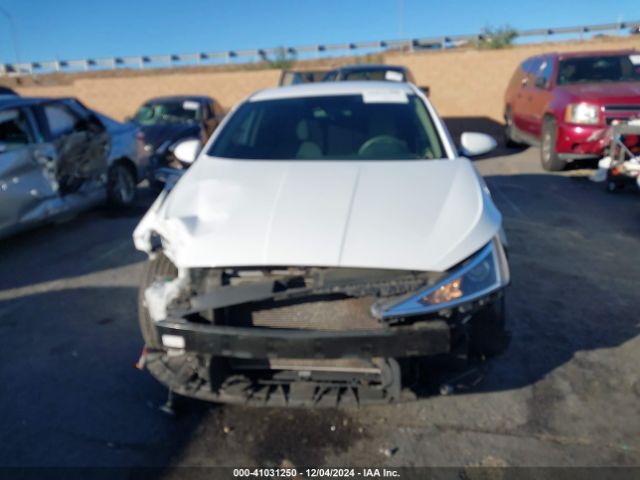 5NPD84LF4KH424627 Hyundai ELANTRA SEL