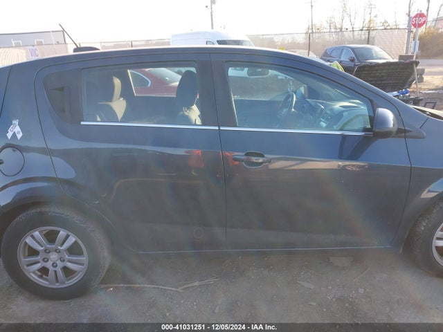 Chevrolet Sonic Lt Auto 2016 1G1JC6SH7G4134324 Image 13