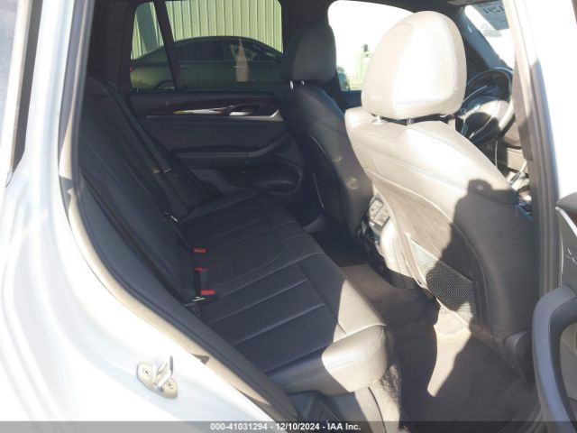 5UXTR7C5XKLR51907 BMW X3 Sdrive30i